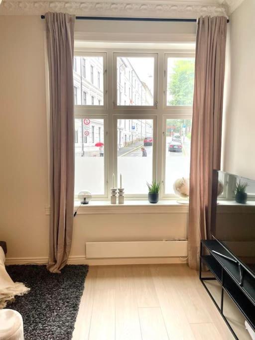 Modern And Cozy Studio Apartment In Central Осло Экстерьер фото