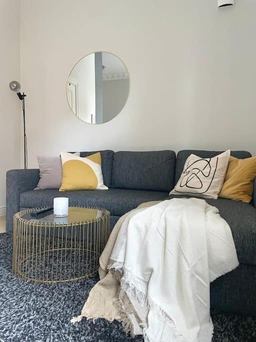 Modern And Cozy Studio Apartment In Central Осло Экстерьер фото